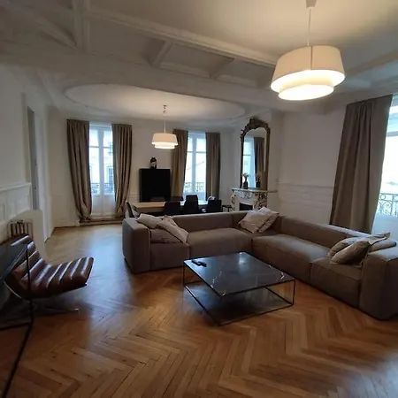 Familial Hyper Centre Apartament Nancy